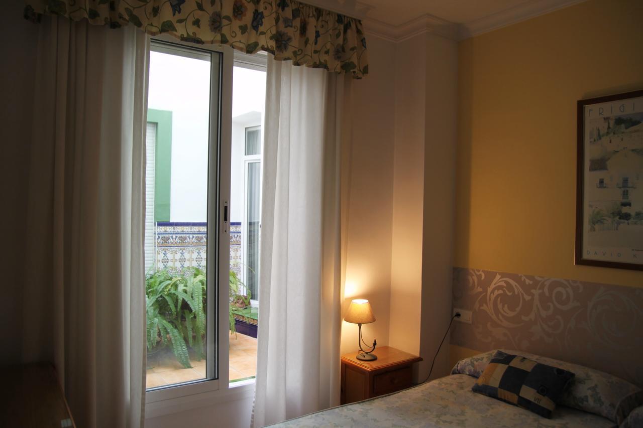 Hostal Ana - Adults Recommended Nerja Esterno foto